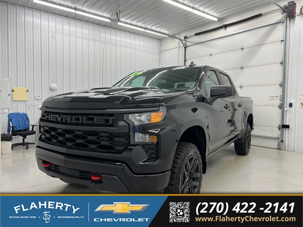 New 2026 Chevrolet Silverado 1500 Custom Trail Boss w/ LPO, Dark Essentials Package AWD/4WD image 6