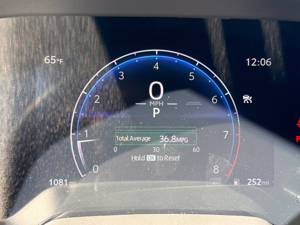 Used 2026 Toyota Corolla SE FWD image 8