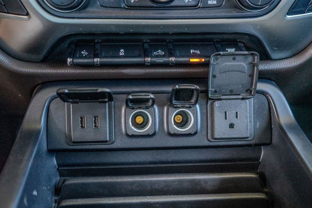Used 2019 Chevrolet Silverado 3500 LT w/ LT Convenience Package AWD/4WD image 29