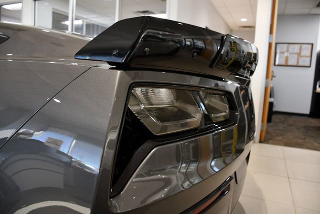 Used 2015 Chevrolet Corvette Z06 w/ Z07 Performance Package image 13
