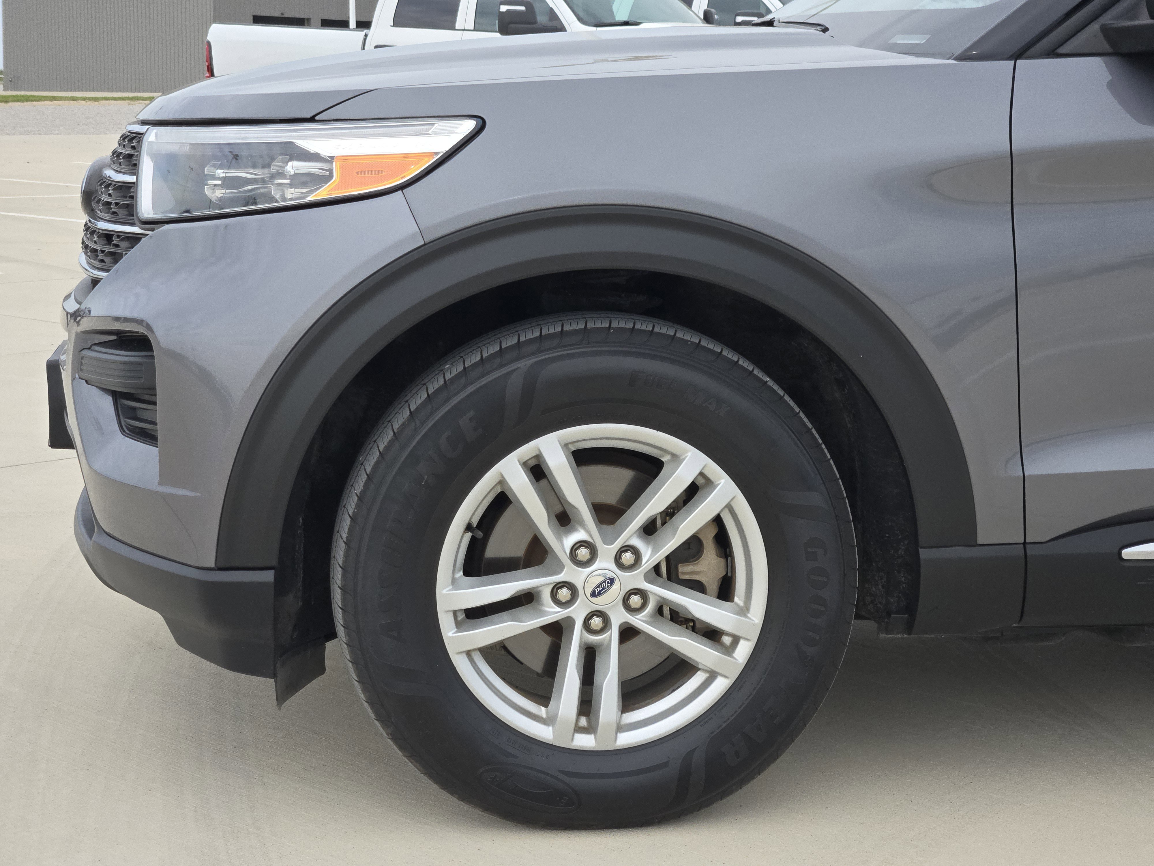 Used 2022 Ford Explorer XLT RWD image 8