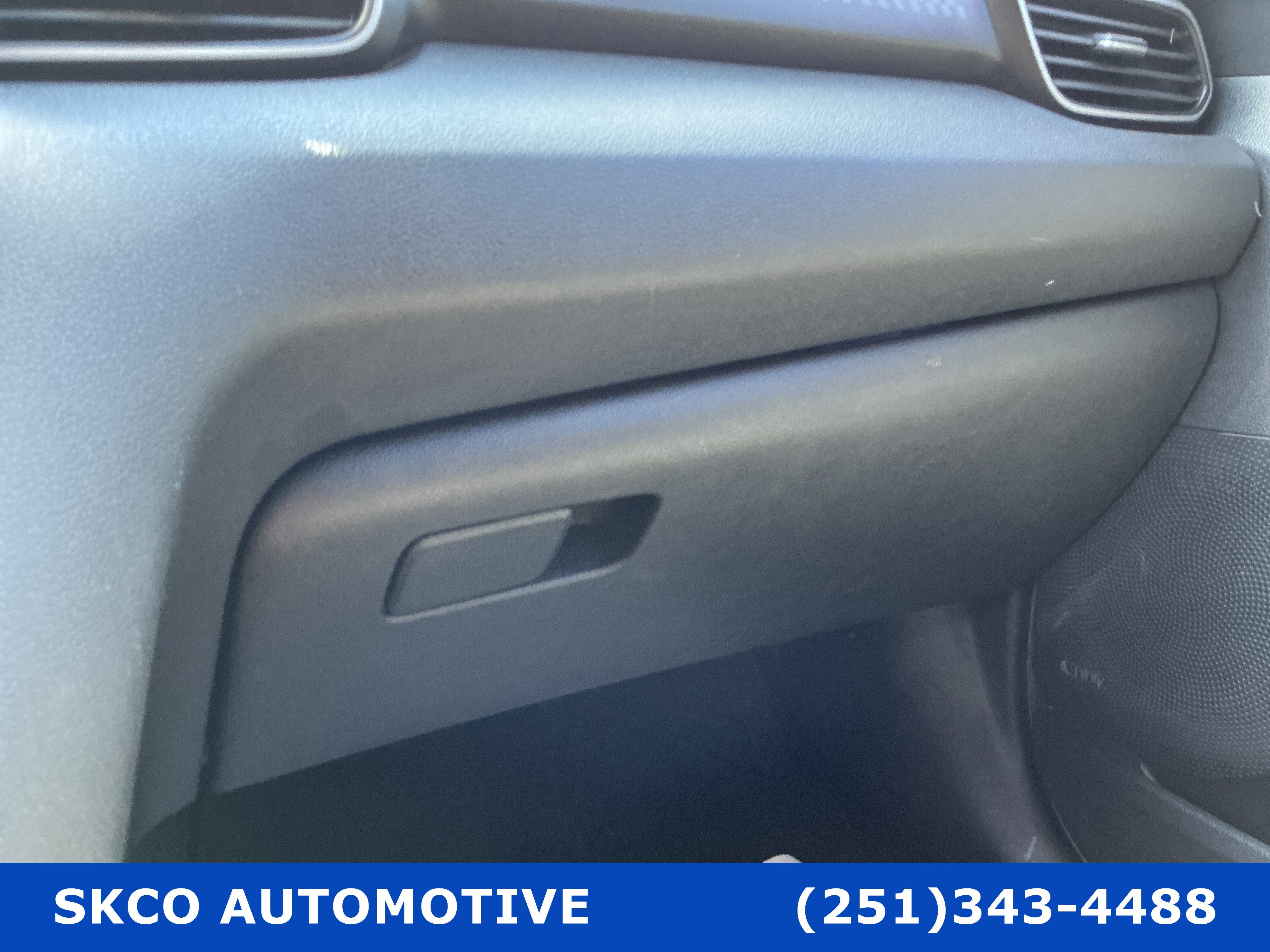 Used 2020 Hyundai Veloster 2.0 Premium image 24