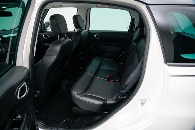 Used 2020 FIAT 500L Lounge image 24