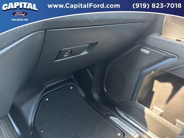 Used 2025 Chevrolet Silverado 1500 LT Trail Boss w/ LT Trail Boss Premium Package AWD/4WD image 27