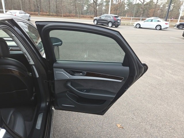 Used 2012 Audi A8 4.2 image 41