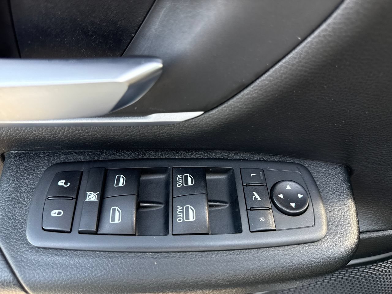 Used 2020 RAM 1500 Big Horn AWD/4WD image 17