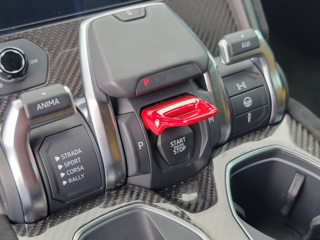 Used 2023 Lamborghini Urus Performante AWD/4WD image 27