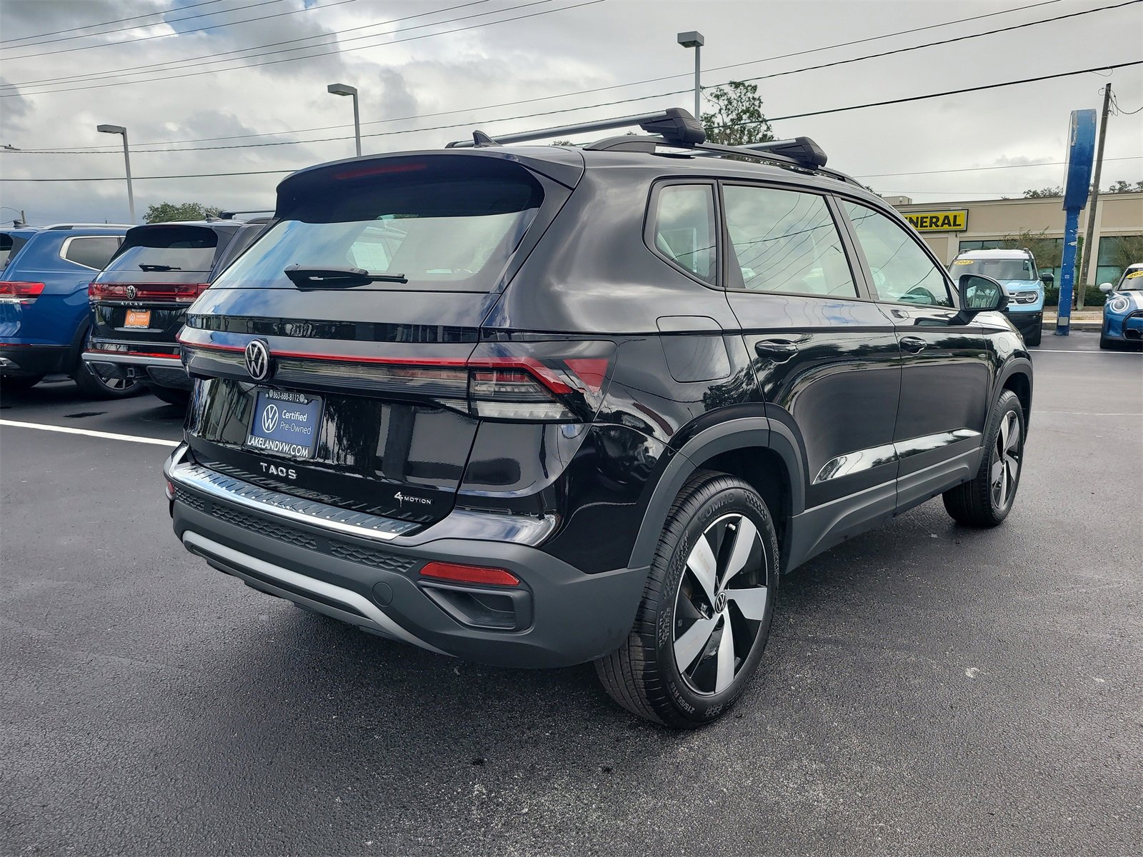 Certified 2025 Volkswagen Taos S image 6