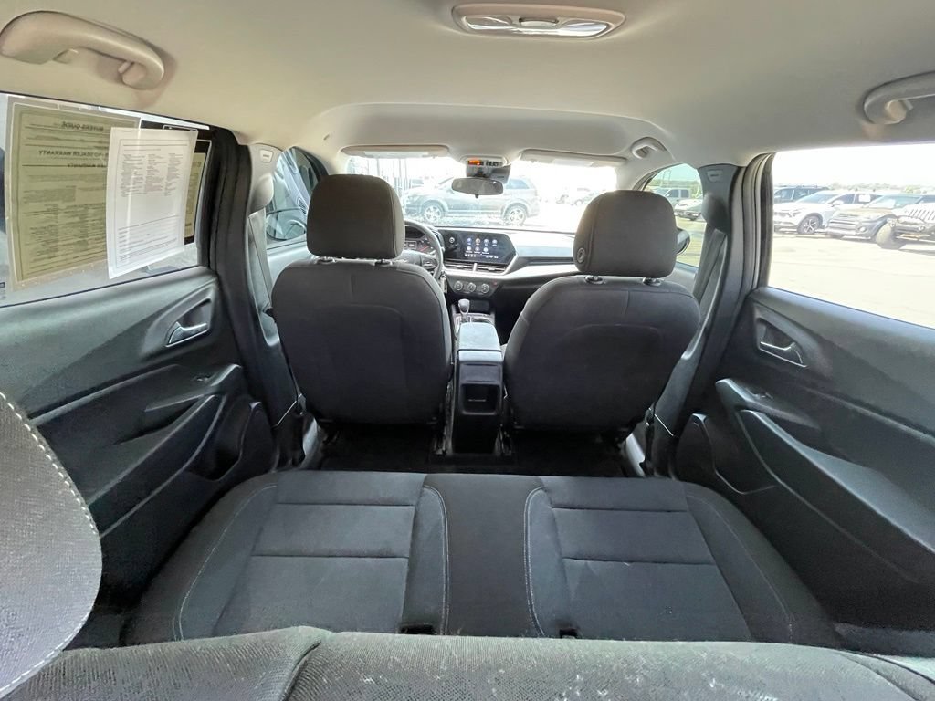 Used 2024 Chevrolet Trax LS FWD image 26