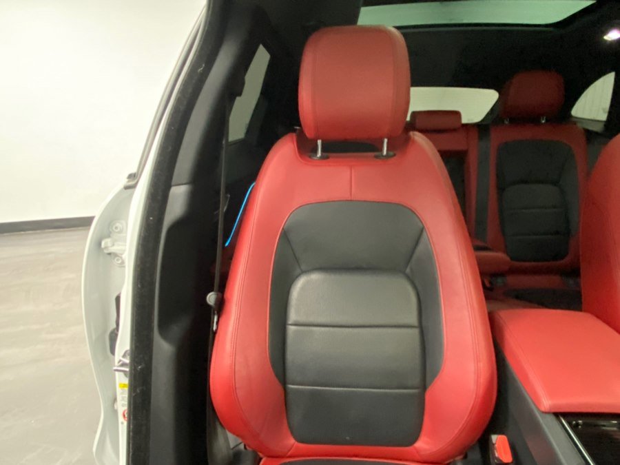 Used 2020 Jaguar F-PACE S image 24