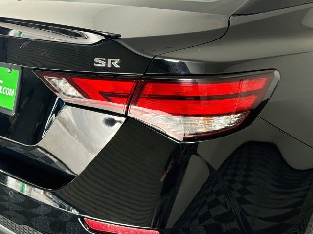 Used 2020 Nissan Sentra SR FWD image 33