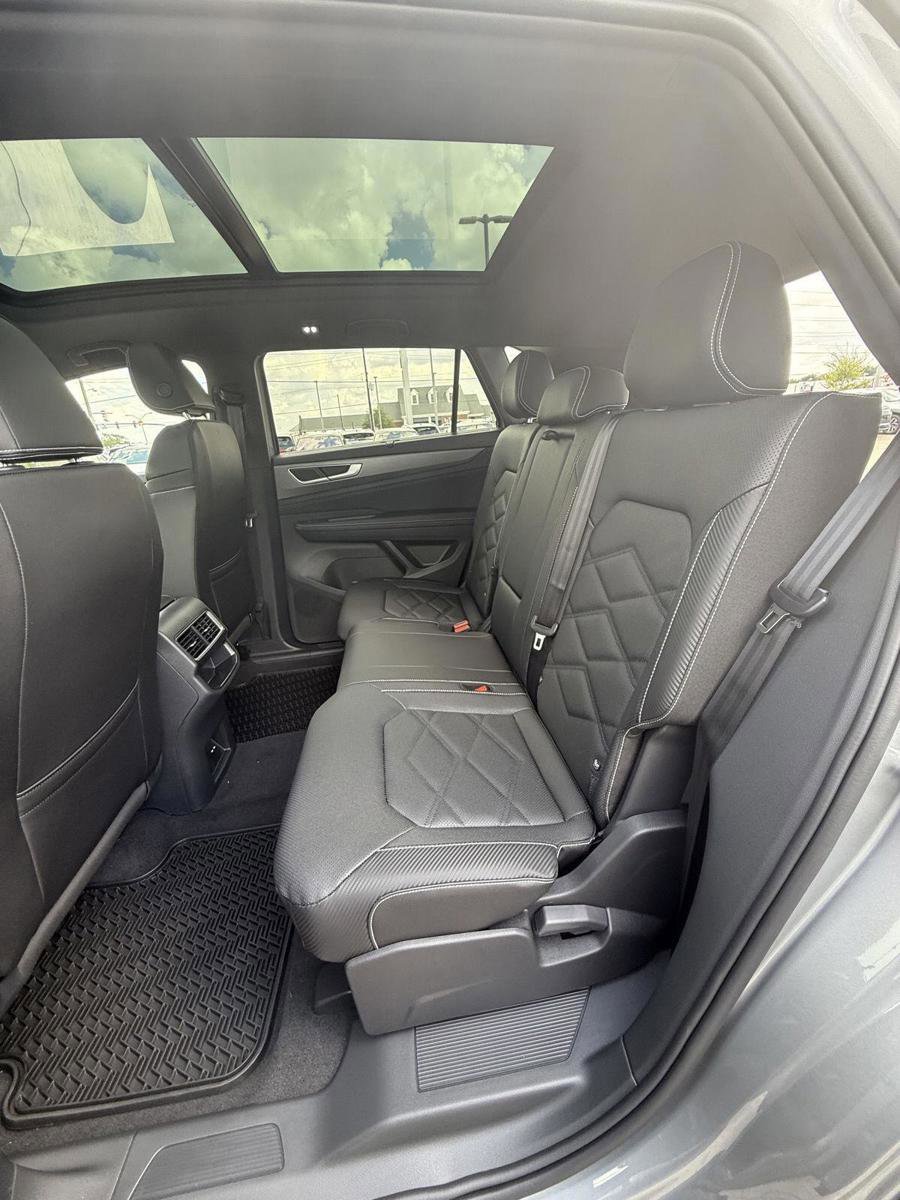 New 2026 Volkswagen Atlas Cross Sport SE image 16