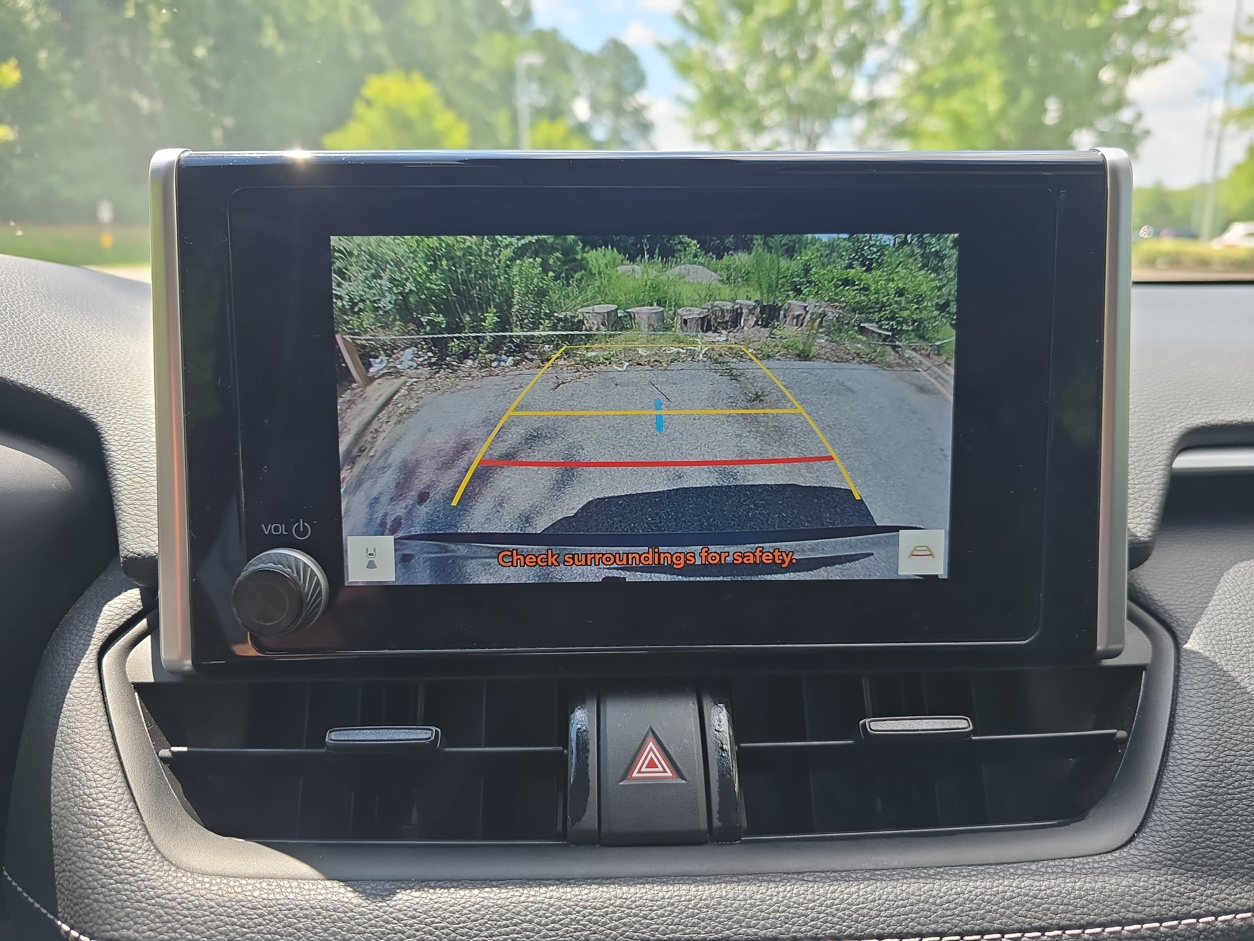 Used 2024 Toyota RAV4 XLE w/ Convenience Package FWD image 24