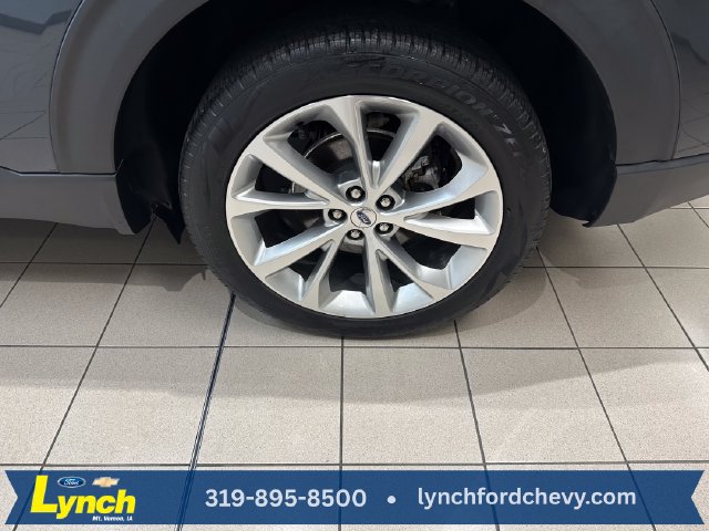 Certified 2023 Ford Explorer Platinum w/ Technology Package AWD/4WD image 36