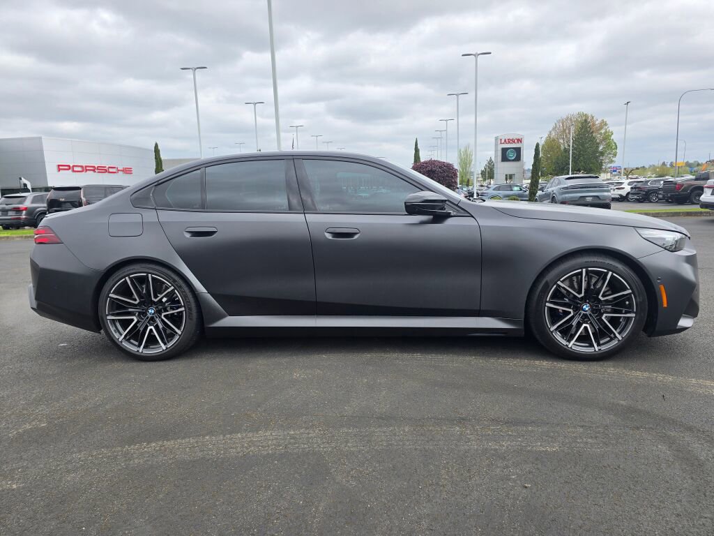 Used 2026 BMW M5 image 6