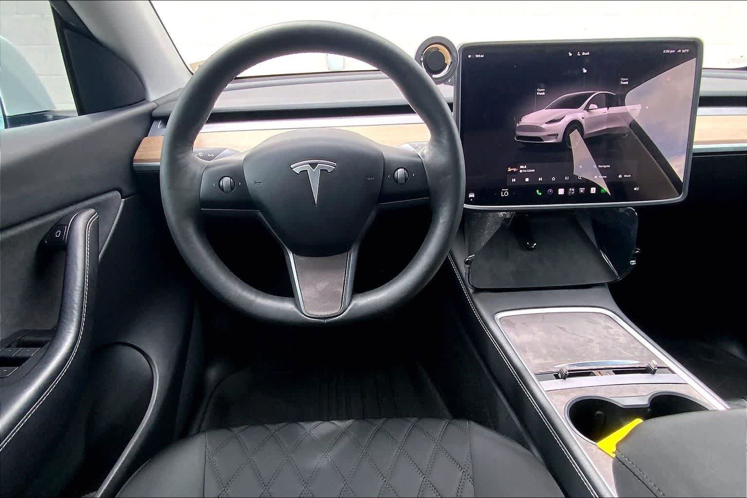 Used 2022 Tesla Model Y Long Range AWD/4WD image 14