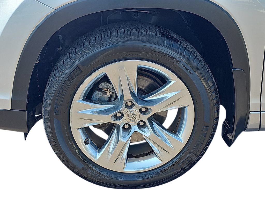Used 2014 Toyota Highlander Limited Platinum AWD/4WD image 31