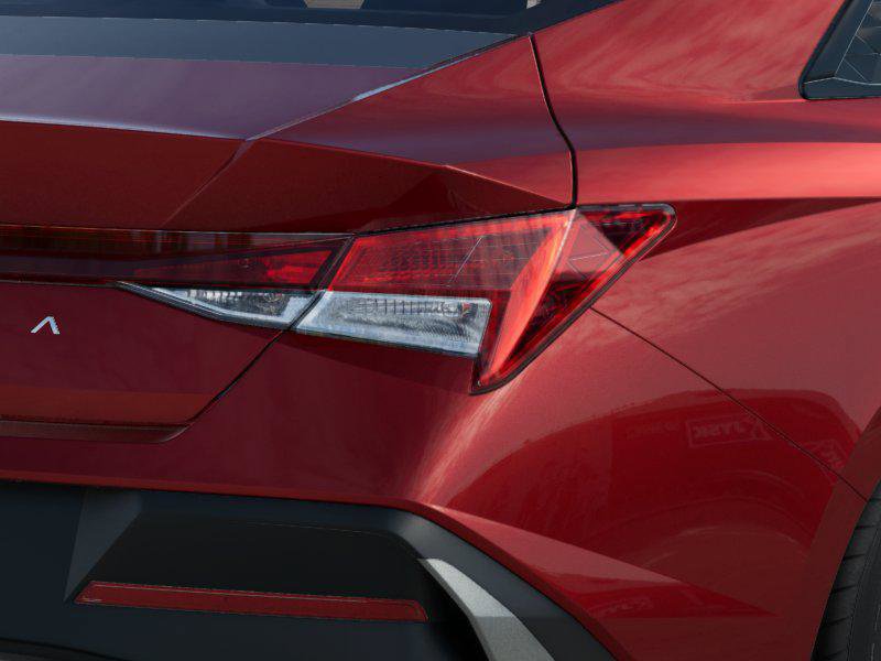 New 2025 Hyundai Elantra SEL image 10