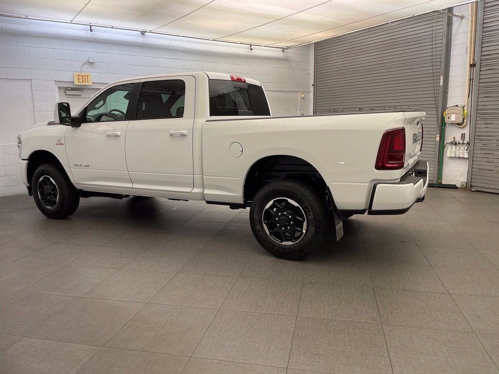 New 2026 RAM 2500 Laramie AWD/4WD image 8