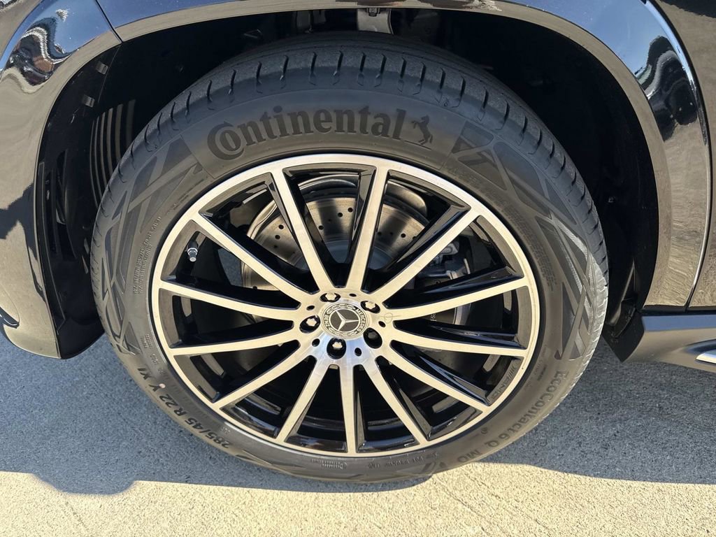 New 2026 Mercedes-Benz GLS 580 4MATIC image 12