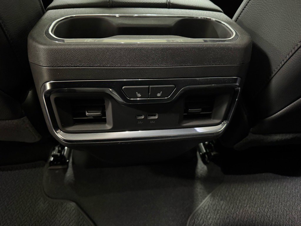 Used 2025 GMC Sierra 1500 Denali w/ Denali Reserve Package image 14