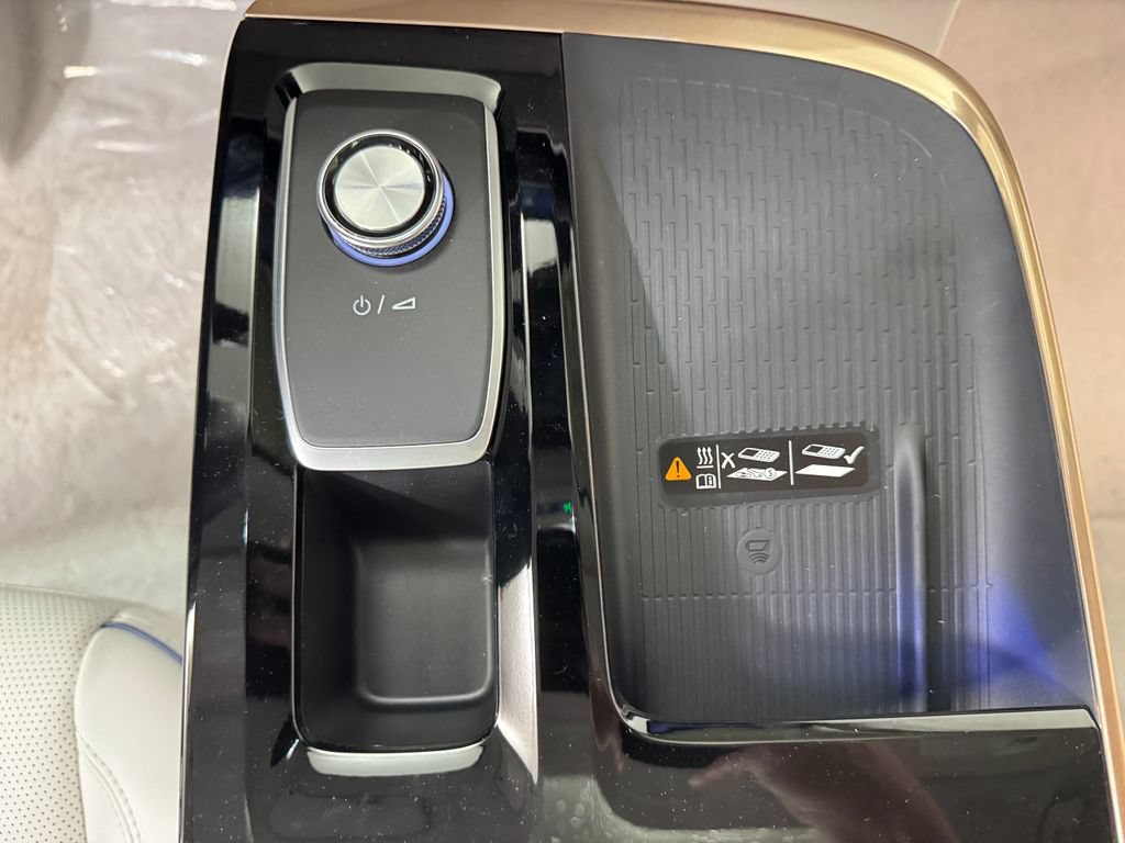 New 2026 Buick Enclave Avenir w/ Super Cruise Package AWD/4WD image 17
