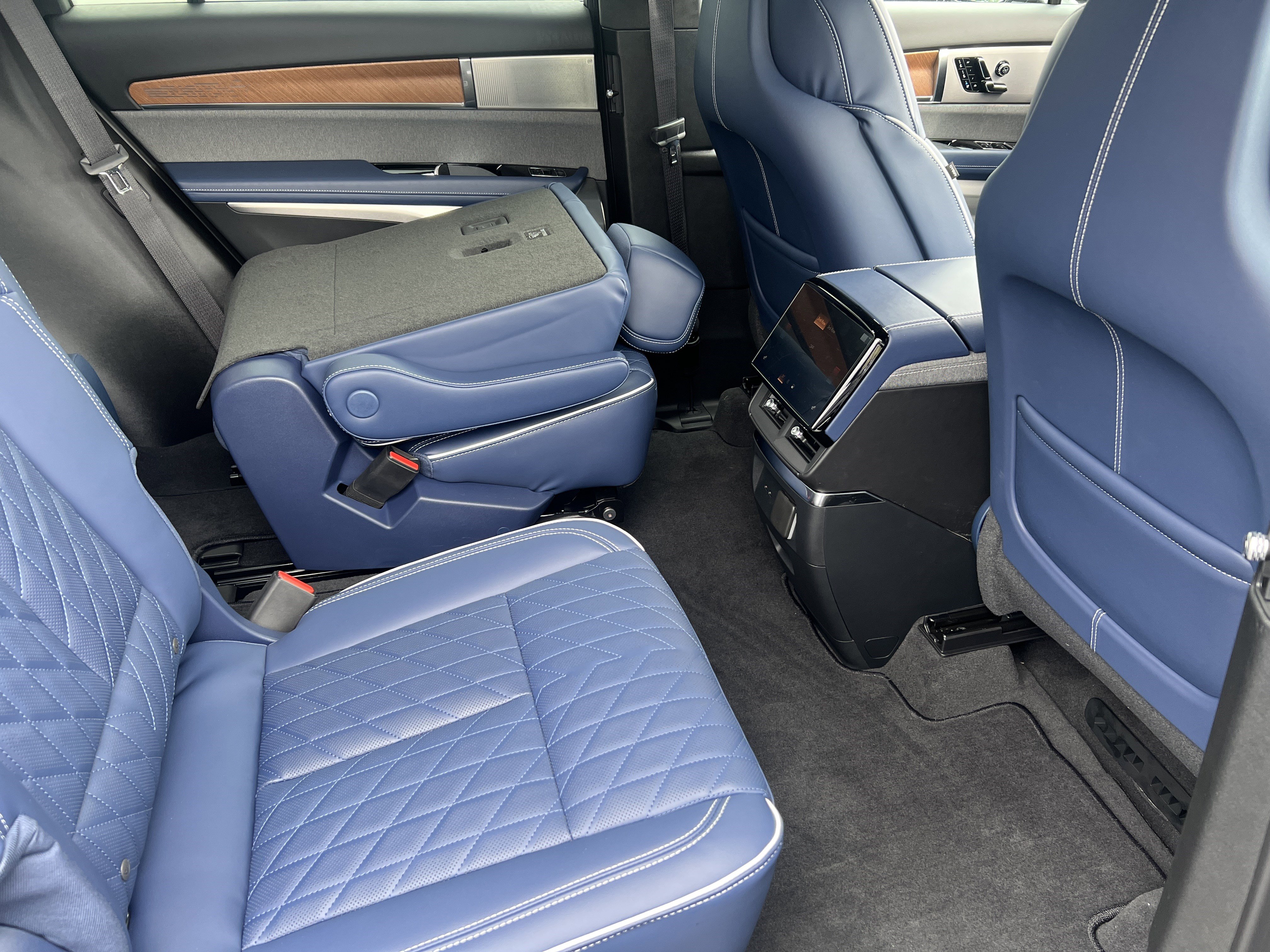 New 2026 Cadillac Vistiq Premium Luxury image 26