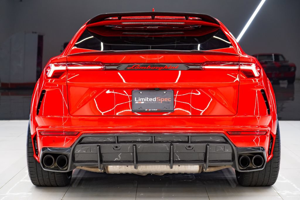 Used 2021 Lamborghini Urus AWD/4WD image 18