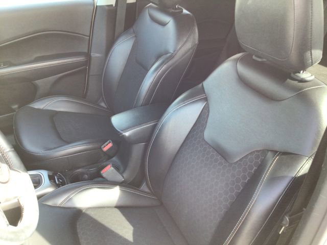 Used 2018 Jeep Compass Latitude w/ Popular Equipment Group image 24