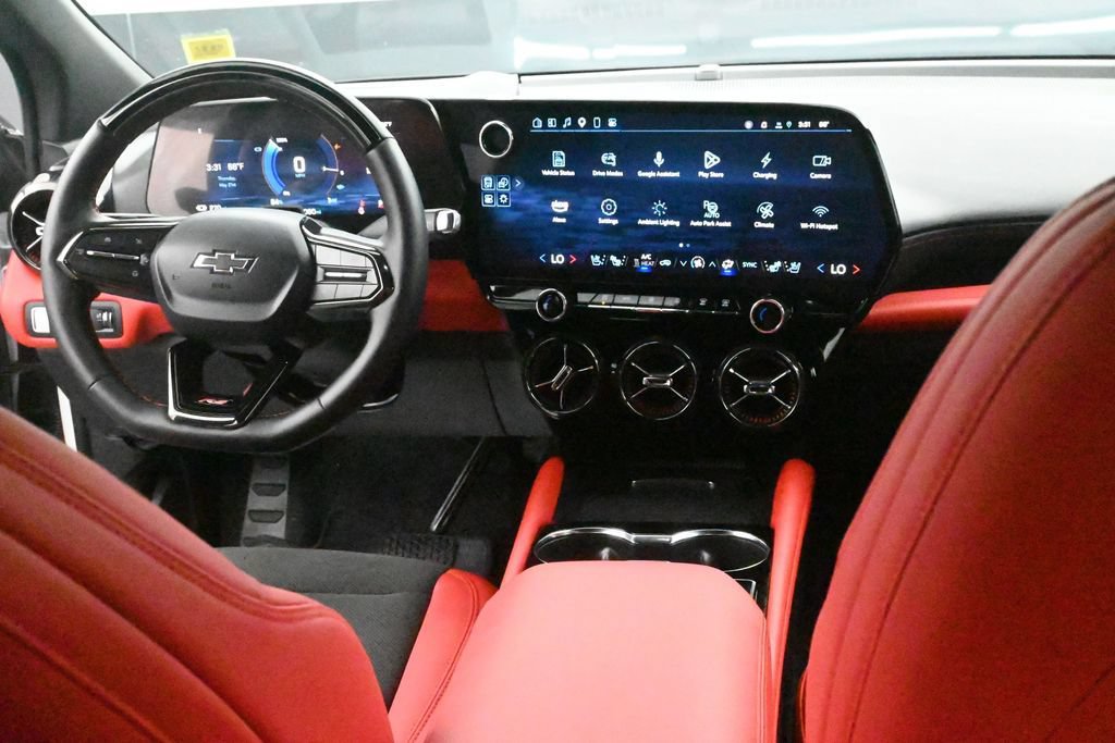 Used 2025 Chevrolet Blazer EV RS w/ Super Cruise Package AWD/4WD image 14