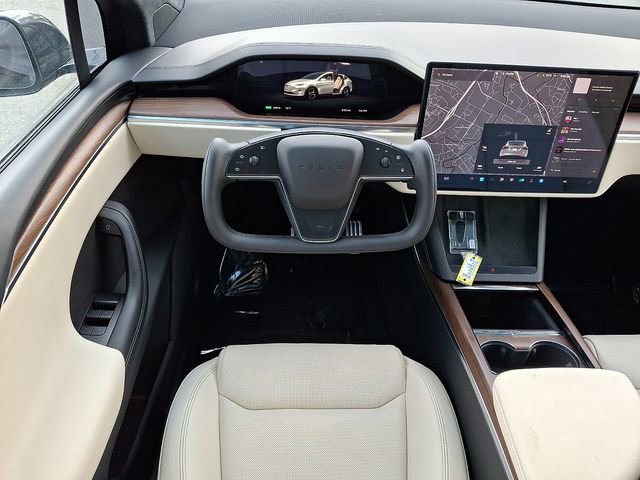 Used 2023 Tesla Model X image 13