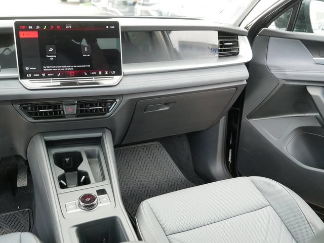 Certified 2026 Volkswagen Tiguan SE AWD/4WD image 23