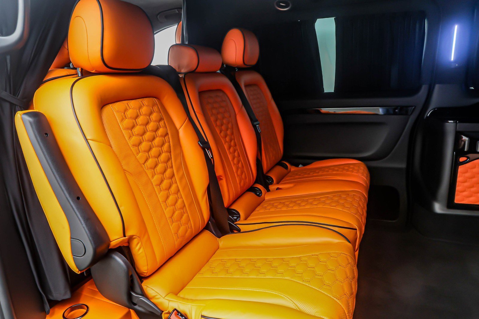 Used 2023 Mercedes-Benz Metris Passenger image 23