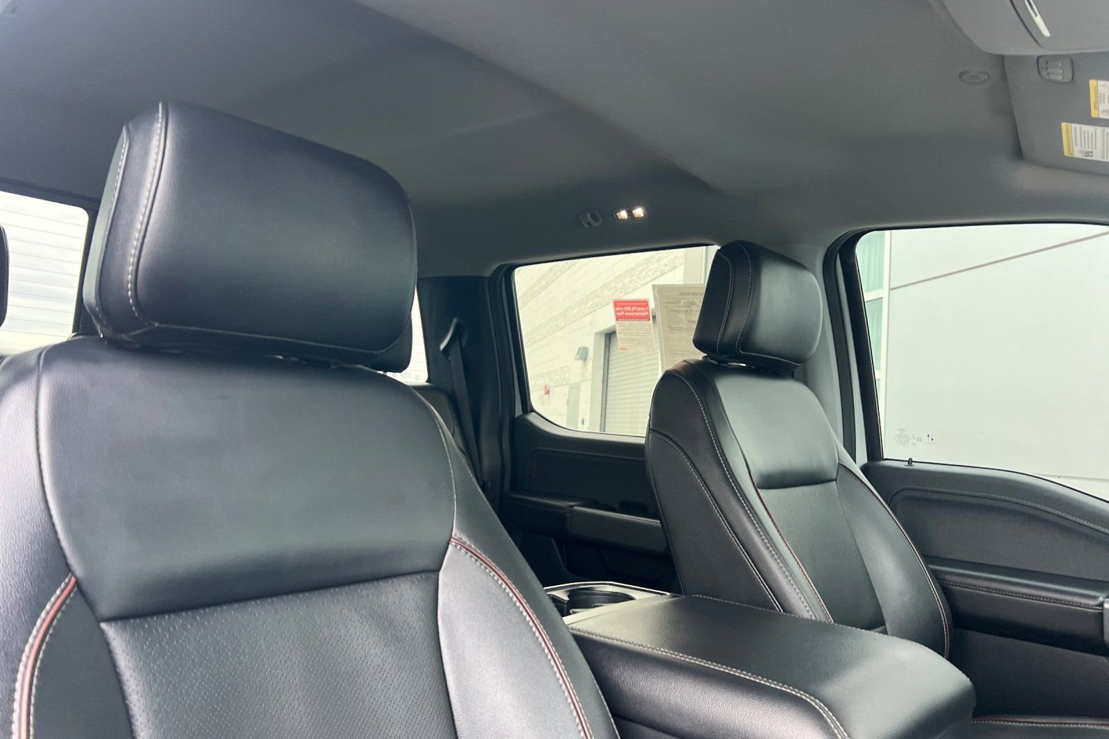 Used 2023 Ford F150 Lariat w/ Trailer Tow Package image 13