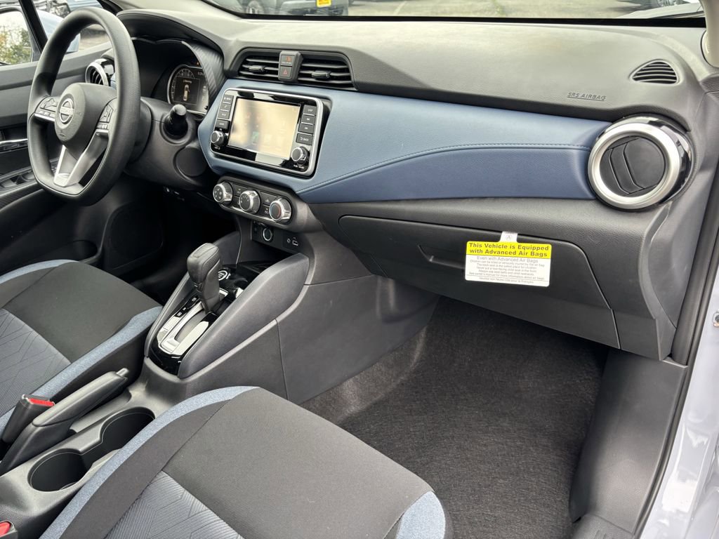 New 2025 Nissan Versa SV w/ Trunk Package image 9