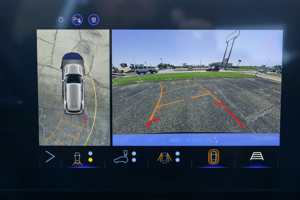 New 2027 Chevrolet Equinox RS w/ Safety and Technology Package AWD/4WD image 26
