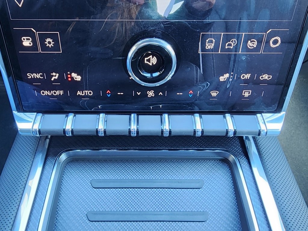 New 2026 GMC Sierra EV Elevation image 32