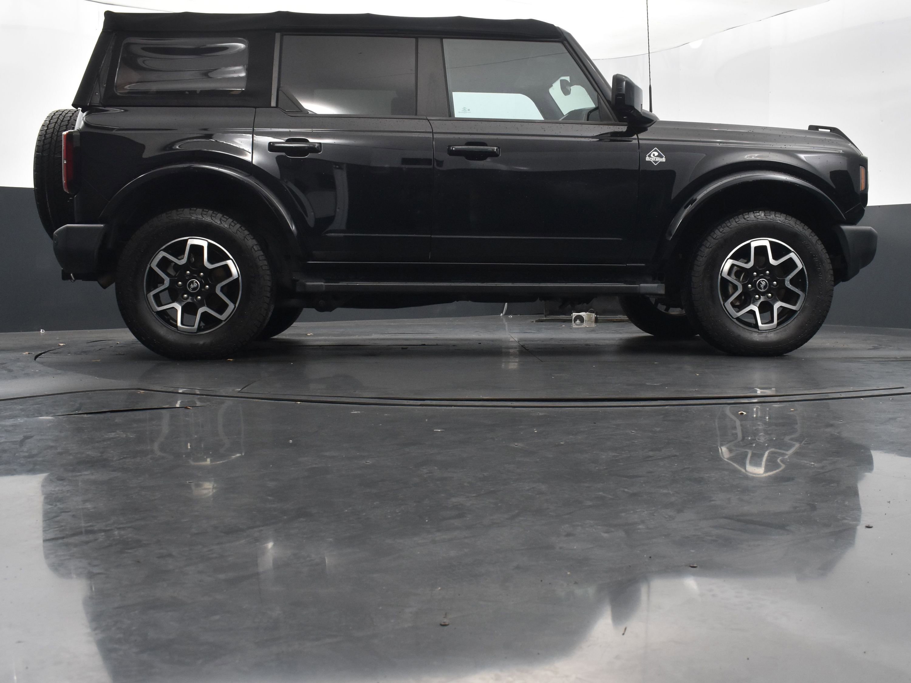 Used 2022 Ford Bronco Outer Banks image 39