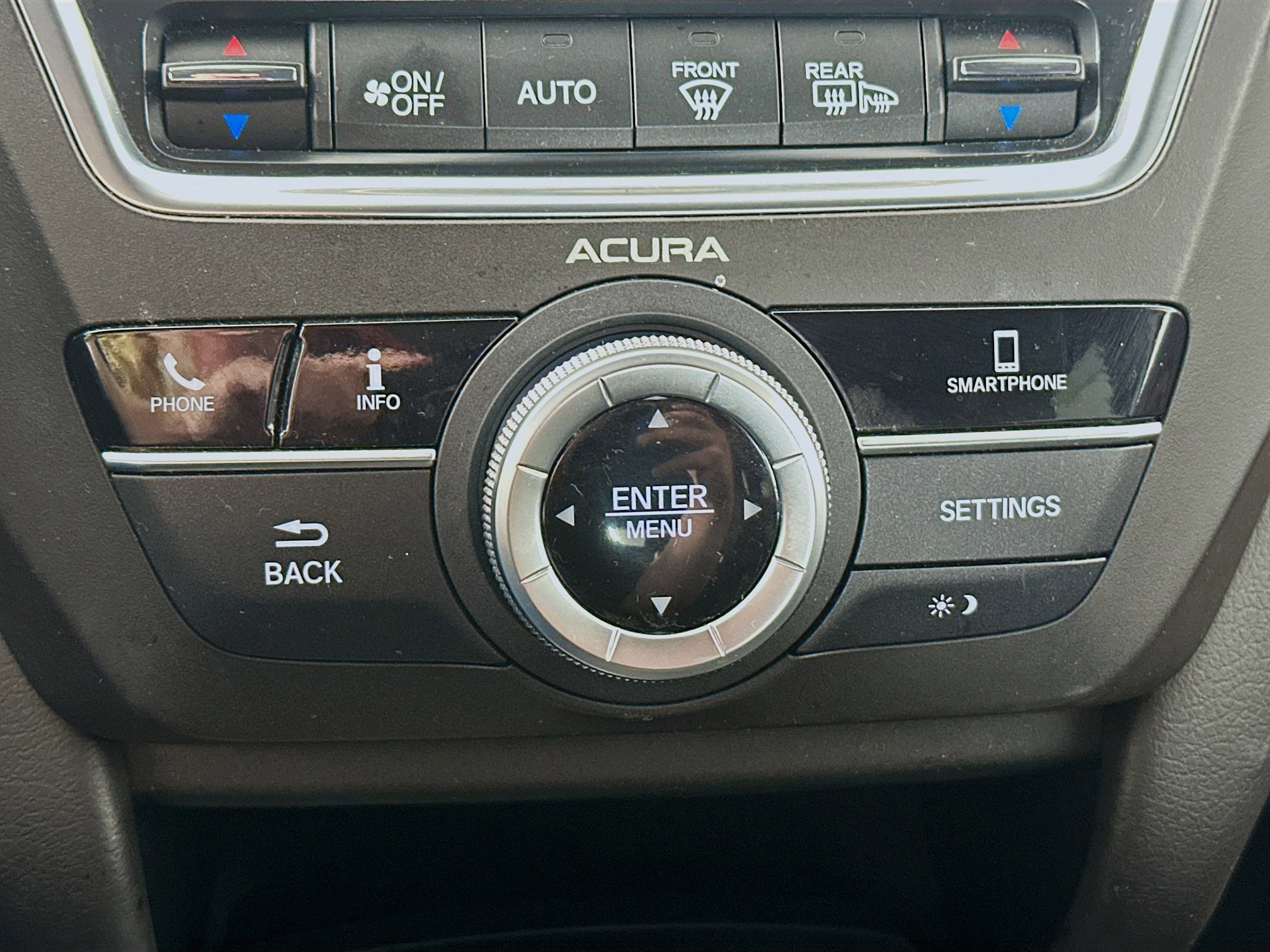 Used 2018 Acura MDX SH-AWD image 24