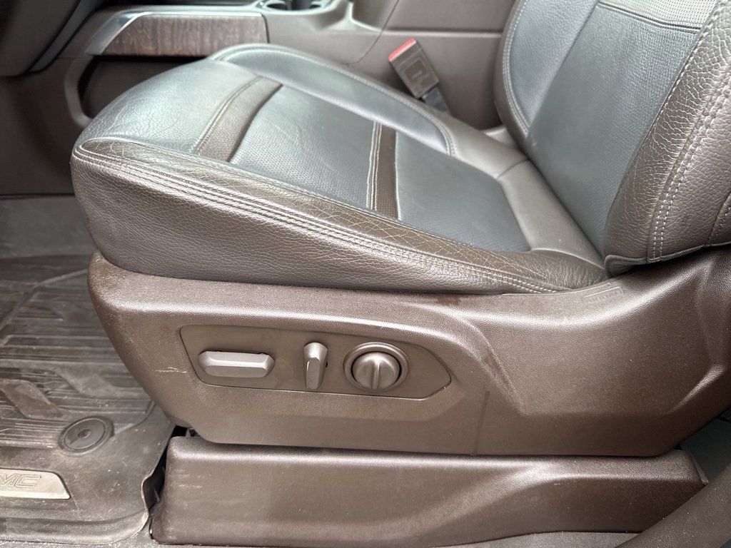 Used 2021 GMC Sierra 2500 Denali w/ Denali Ultimate Package image 11