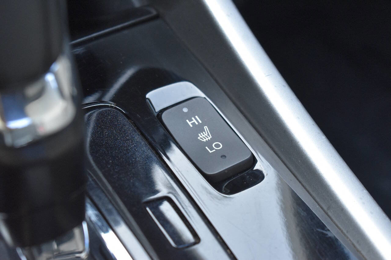 Used 2017 Honda Accord EX-L image 31