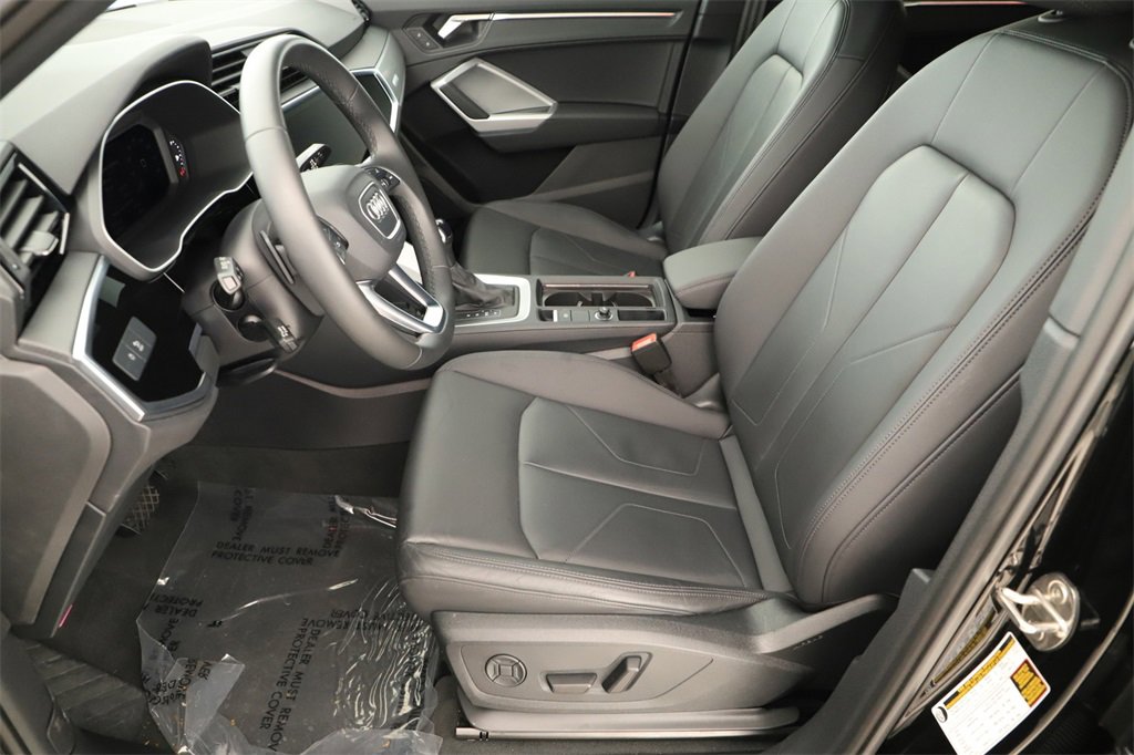 Certified 2025 Audi Q3 2.0T Premium Plus w/ Premium Plus Package image 25