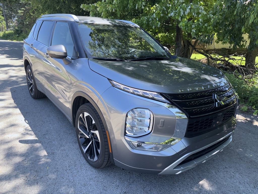 Used 2022 Mitsubishi Outlander SEL AWD/4WD image 4