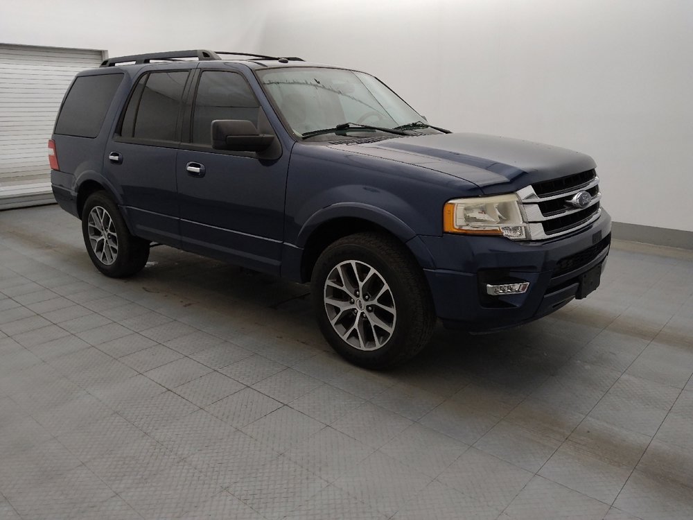 Used 2017 Ford Expedition XLT w/ Equipment Group 202A RWD image 11