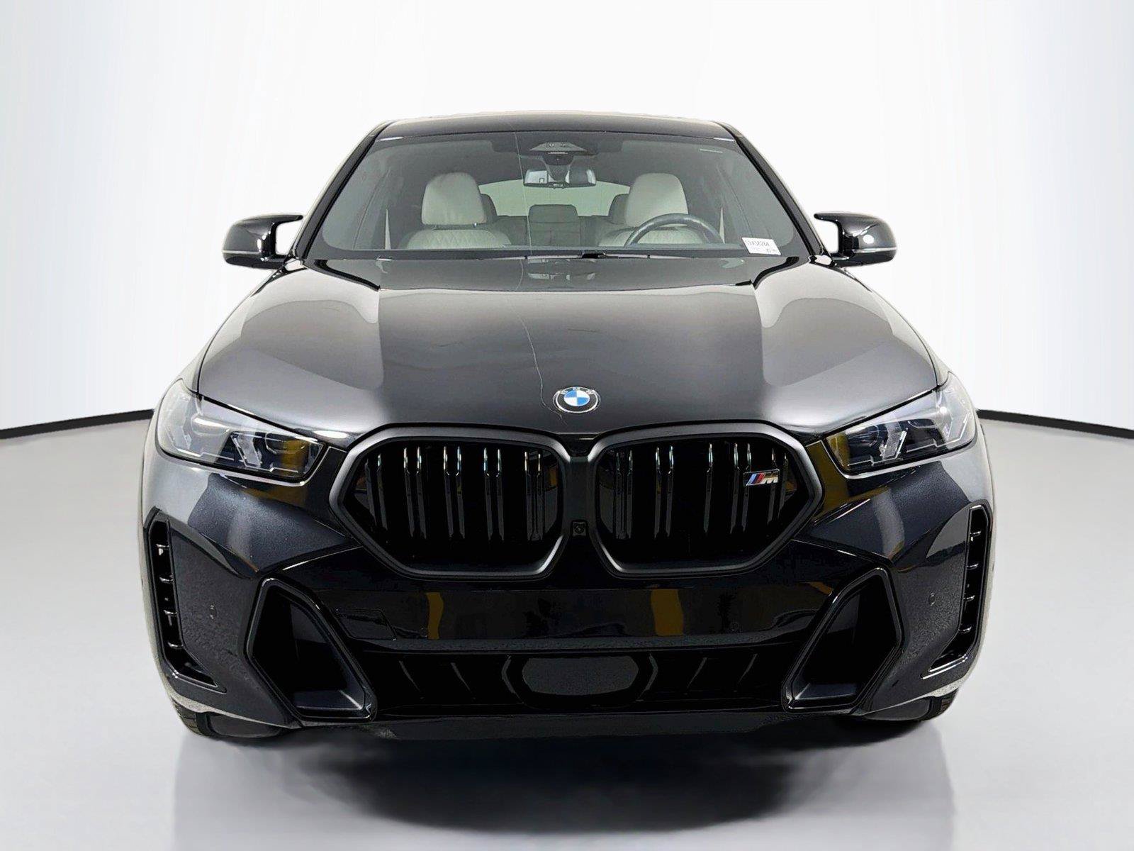 Used 2025 BMW X6 M60i w/ Parking Assistance Package AWD/4WD image 2