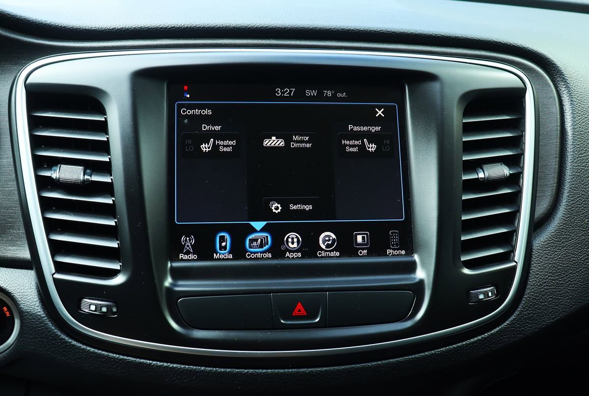 Used 2017 Chrysler 200 Limited Platinum image 48