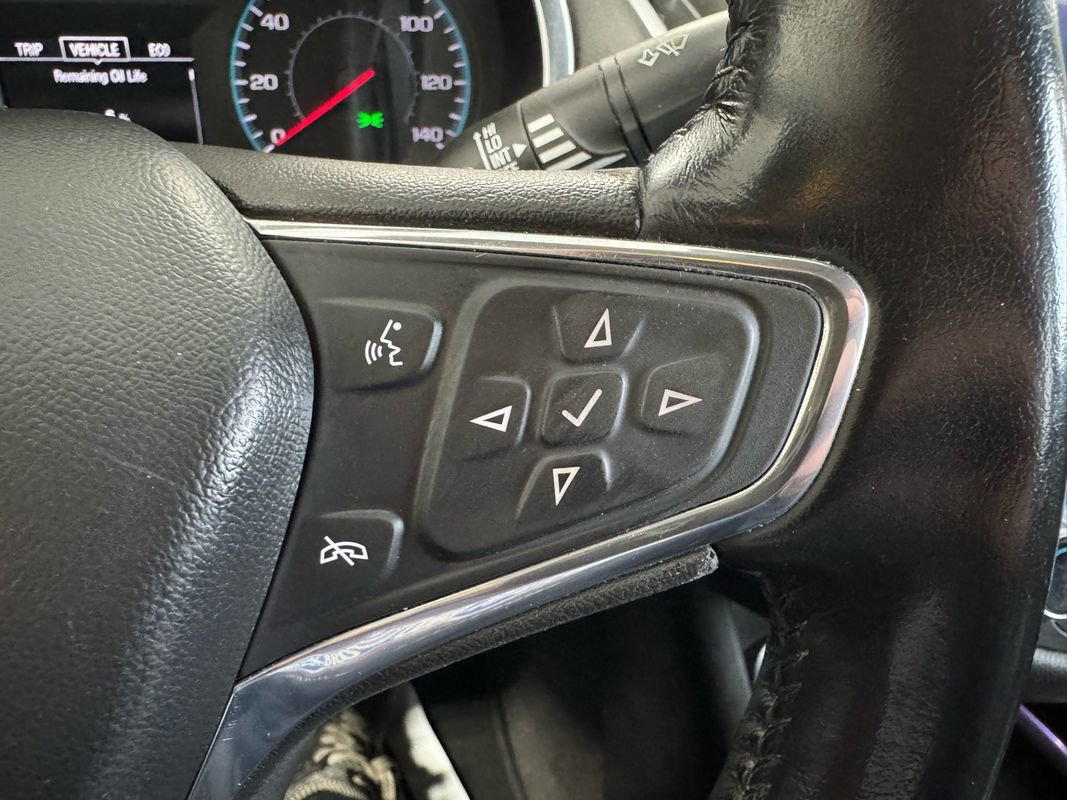 Used 2020 Chevrolet Malibu LT w/ Leather Package FWD image 36