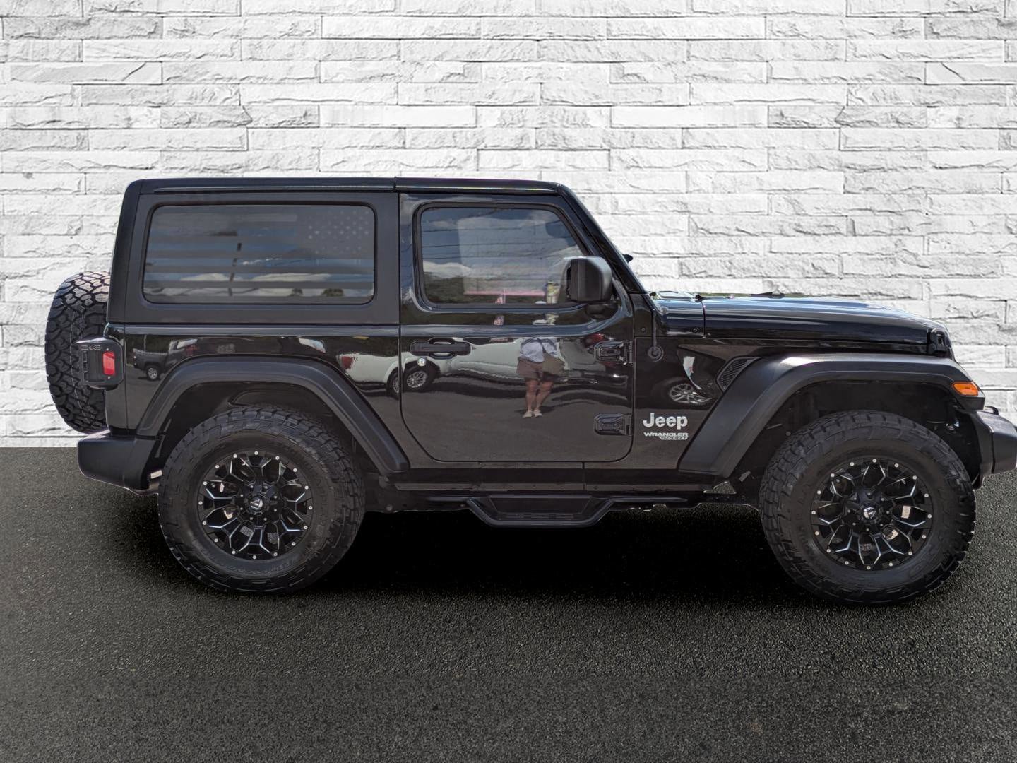 Used 2020 Jeep Wrangler Sport AWD/4WD image 5