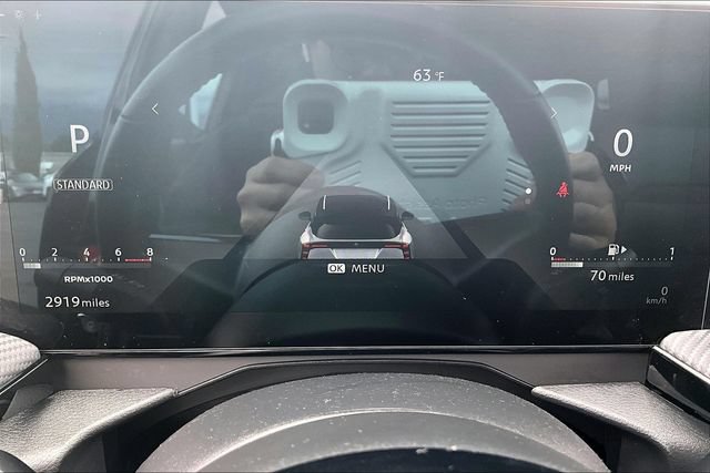 Certified 2025 Nissan Kicks SR AWD/4WD image 12