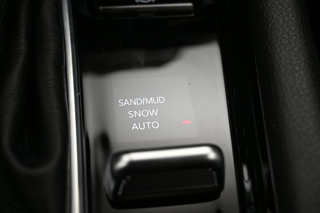 New 2026 Jeep Compass Latitude AWD/4WD image 13